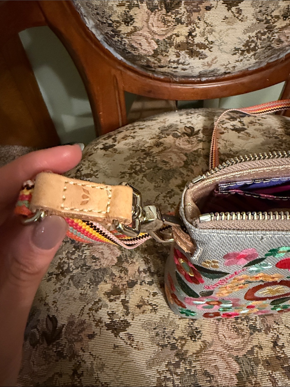 Consuela Tink midtown crossbody bag - Picture 4 of 4